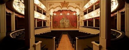 El Teatro cubierto más antiguo de España - RETOM